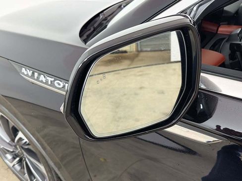 Used 2025 Lincoln Aviator Reserve w/ Equipment Group 201A image 33