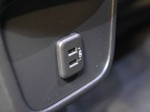 Used 2023 GMC Terrain SLE w/ Driver Convenience Package FWD image 35