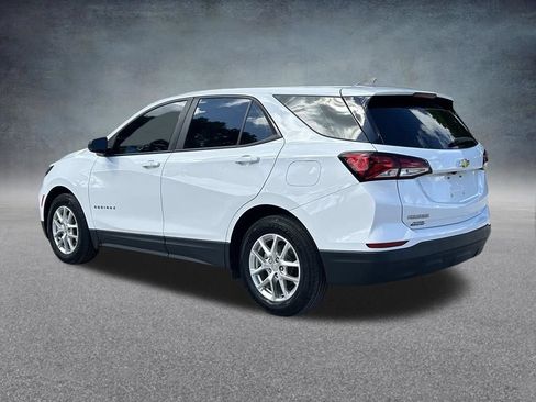 Used 2022 Chevrolet Equinox LS FWD image 7