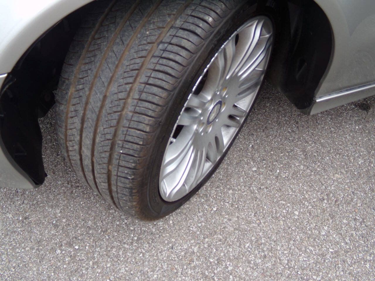 Used 2008 Mercedes-Benz E 350 4MATIC Sedan image 43