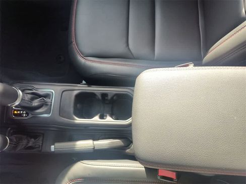 Used 2025 Jeep Gladiator Rubicon w/ Convenience Group image 21