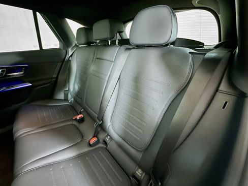 New 2026 Mercedes-Benz GLC 300 4MATIC image 24