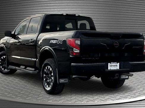Used 2020 Nissan Titan PRO-4X w/ Pro-4x Convenience Package image 4