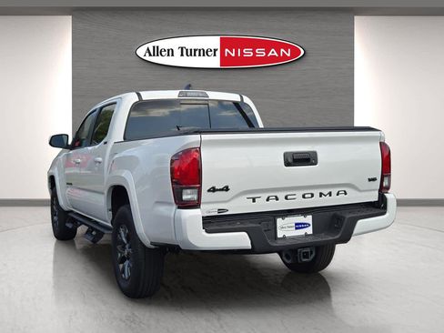 Used 2023 Toyota Tacoma SR5 w/ Technology Package AWD/4WD image 10