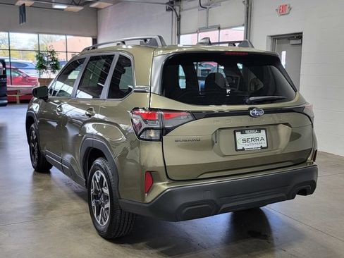 Used 2026 Subaru Forester Premium AWD/4WD image 7