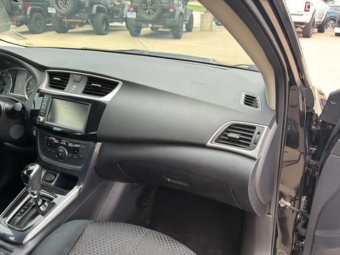 Used 2019 Nissan Sentra SR FWD image 74