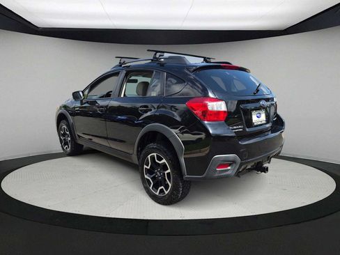 Used 2017 Subaru Crosstrek 2.0i Premium AWD/4WD image 6