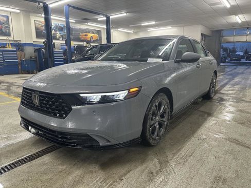 New 2025 Honda Accord EX-L image 4