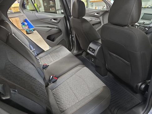 Used 2024 Chevrolet Equinox LT AWD/4WD image 11