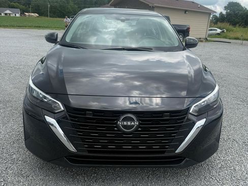Used 2024 Nissan Sentra SV FWD image 6