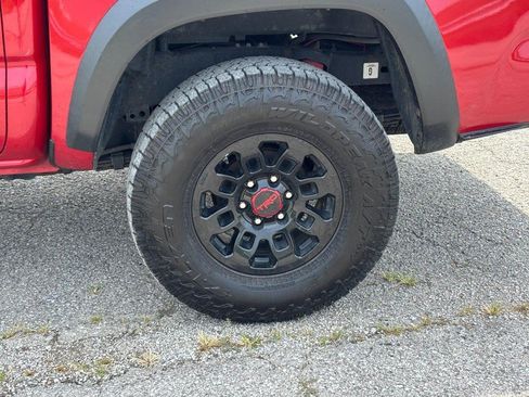 Used 2017 Toyota Tacoma TRD Pro AWD/4WD image 12