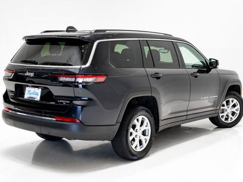 Used 2023 Jeep Grand Cherokee L Limited AWD/4WD image 39
