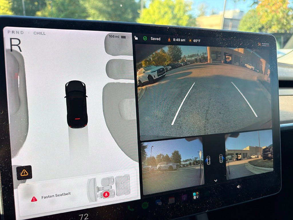 Used 2022 Tesla Model Y Performance AWD/4WD image 12