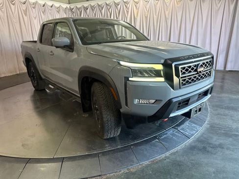 Used 2023 Nissan Frontier Pro-X w/ Pro Convenience Package RWD image 3