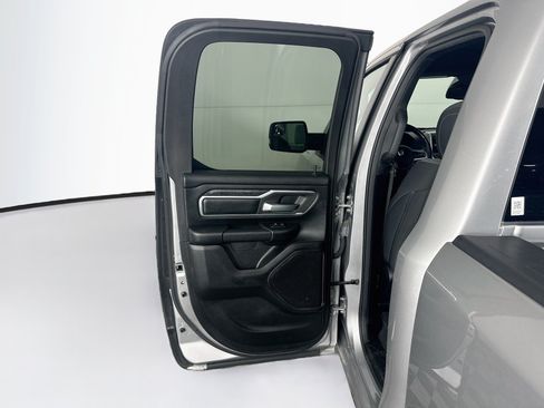 Used 2019 RAM 1500 Big Horn RWD image 25