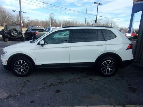 Used 2021 Volkswagen Tiguan S image 2