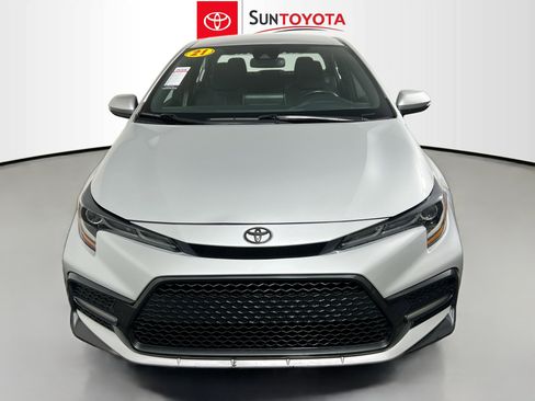 Used 2021 Toyota Corolla SE image 9