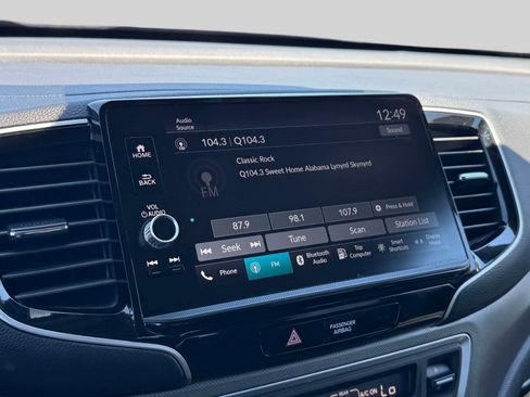 Certified 2025 Honda Ridgeline Sport image 18