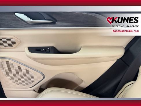 Used 2024 Jeep Grand Cherokee Limited 4xe AWD/4WD image 33