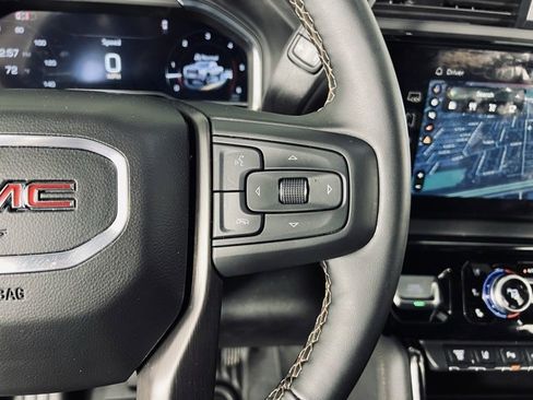 Used 2025 GMC Sierra 2500 AT4 w/ AT4 Premium Plus Package image 26