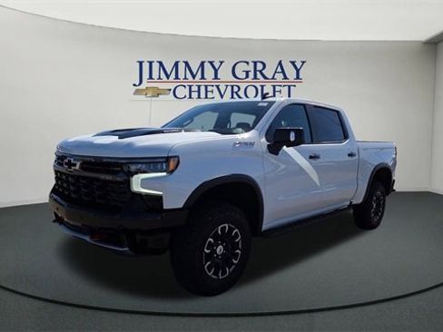 New 2026 Chevrolet Silverado 1500 ZR2 image 7