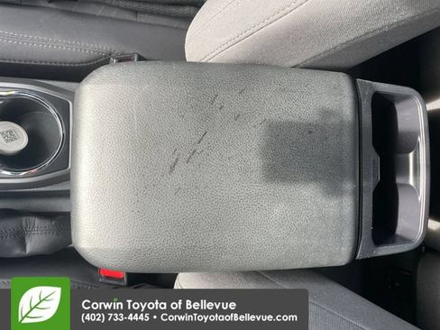 Used 2017 Toyota Tacoma TRD Off-Road w/ Tow Package (A/T) AWD/4WD image 28