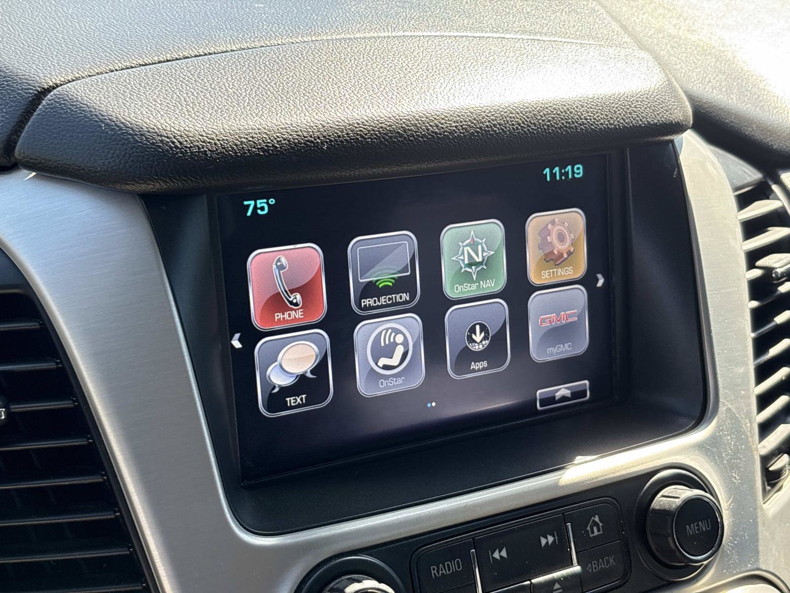 Used 2019 GMC Yukon XL SLT AWD/4WD image 26