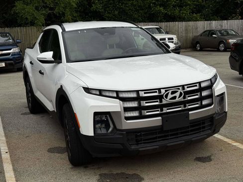 Used 2025 Hyundai Santa Cruz SEL FWD image 1