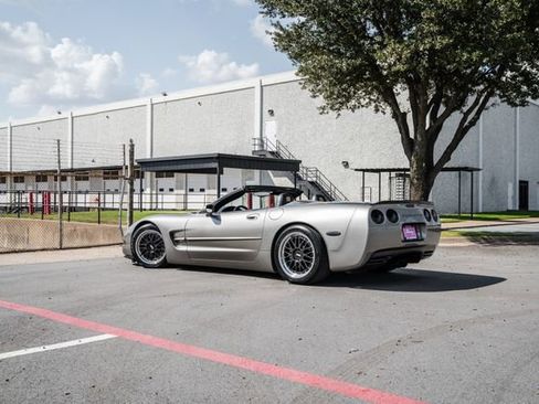 Used 1998 Chevrolet Corvette Convertible w/ Memory Pkg image 20