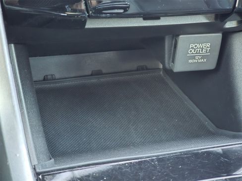 Used 2017 Honda Accord Sport image 24