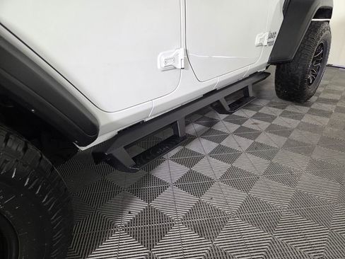 Certified 2019 Jeep Wrangler Unlimited Sport image 32