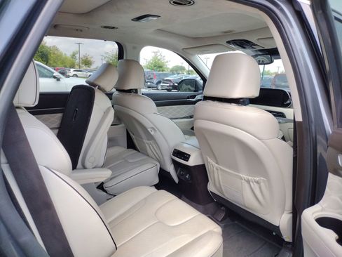 Used 2020 Hyundai Palisade Limited FWD image 5