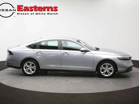 Used 2023 Honda Accord LX image 43