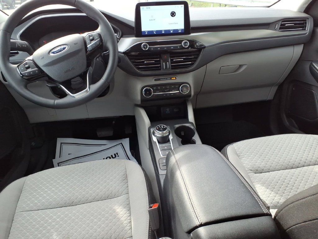 Certified 2023 Ford Escape Active AWD/4WD image 11
