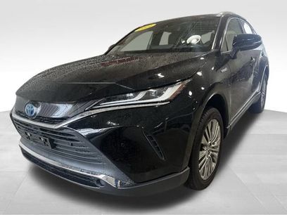 Used 2021 Toyota Venza XLE w/ Softex Package