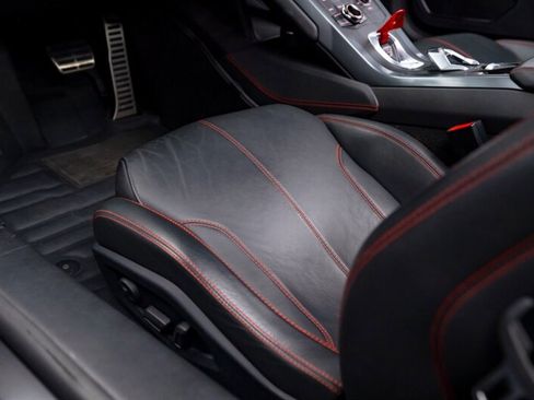 Used 2019 Lamborghini Huracan LP 580-2 image 21