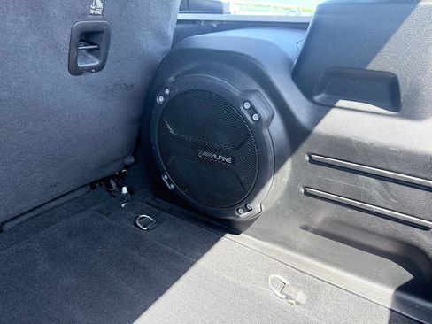 Used 2023 Jeep Wrangler Unlimited Sport image 16