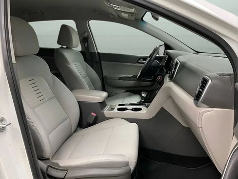Used 2017 Kia Sportage LX w/ LX Popular Package FWD image 14