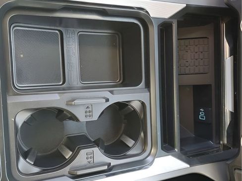 Used 2024 Ford F250 Lariat image 41