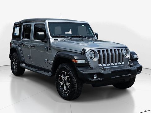 Used 2021 Jeep Wrangler Unlimited Sport AWD/4WD image 2