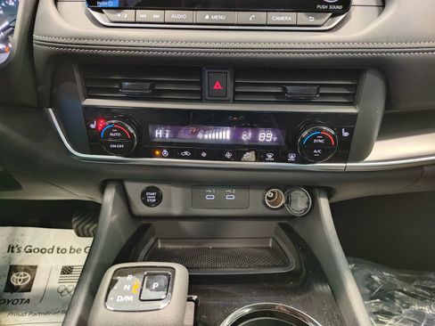 New 2026 Nissan Rogue SV AWD/4WD image 24
