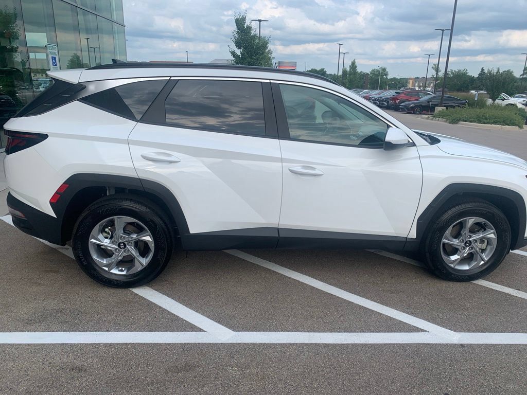 Certified 2024 Hyundai Tucson SEL AWD/4WD image 7