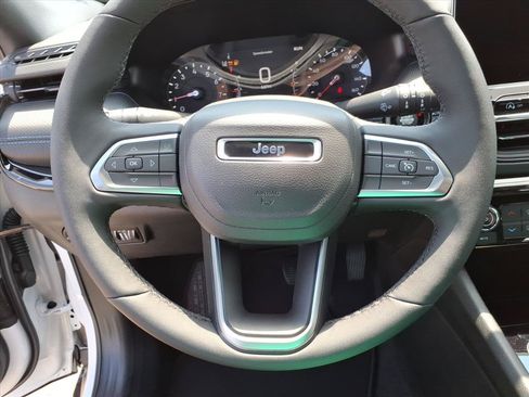 New 2026 Jeep Compass Latitude AWD/4WD image 24