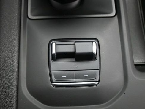 Certified 2024 GMC Sierra 1500 AT4 w/ Technology Package image 33