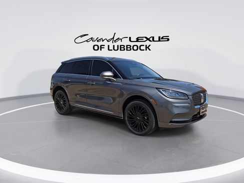 Used 2022 Lincoln Corsair Reserve FWD image 2