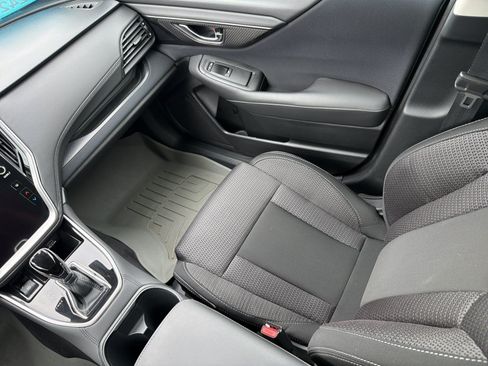Certified 2025 Subaru Outback Premium AWD/4WD image 11