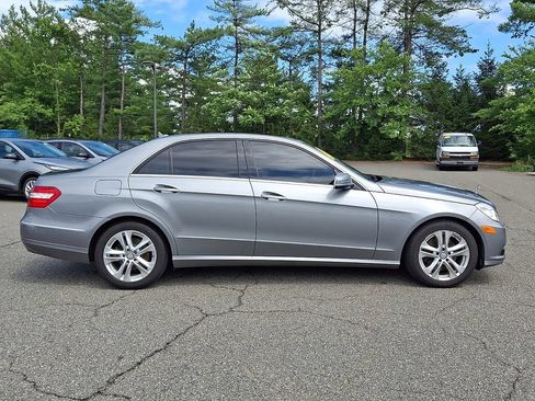 Used 2010 Mercedes-Benz E 350 4MATIC Sedan image 7