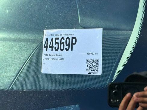 Used 2012 Toyota Camry SE FWD image 4