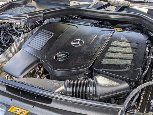 Used 2026 Mercedes-Benz GLC 300 image 23