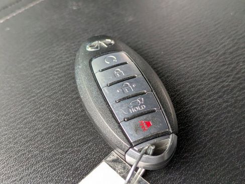 Used 2021 INFINITI QX80 Sensory w/ All-Season Package image 48